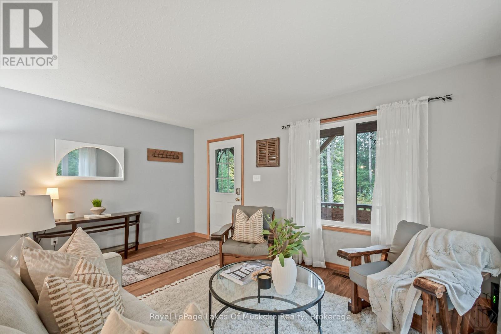 2726 Old Muskoka Road, Huntsville, Ontario  P0B 1M0 - Photo 3 - X14082272