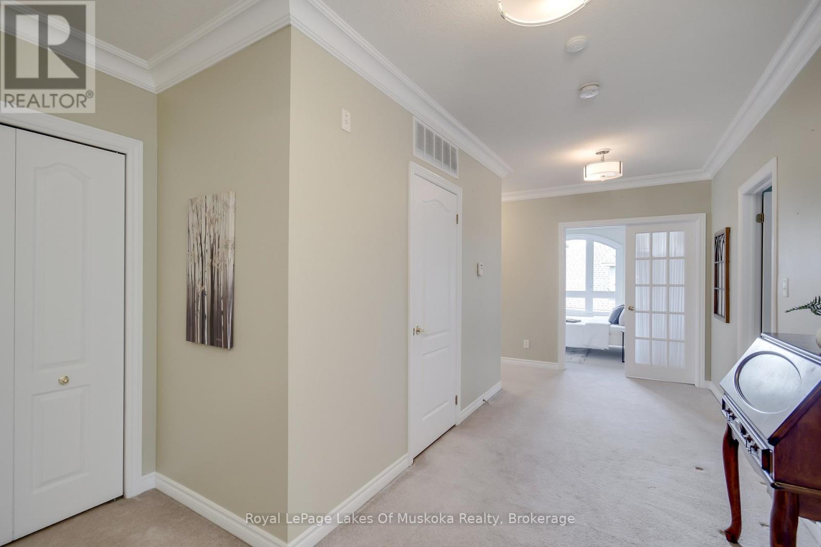 401 - 31 Dairy Lane, Huntsville, Ontario  P1H 2L7 - Photo 3 - X14082298