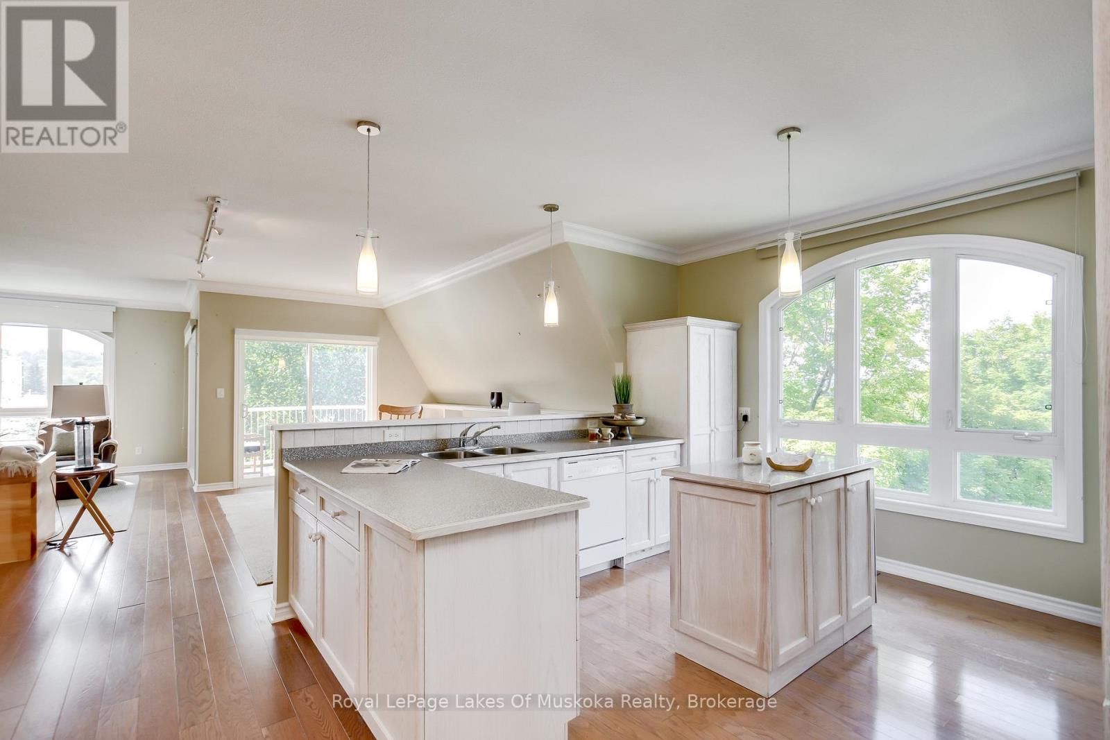 401 - 31 Dairy Lane, Huntsville, Ontario  P1H 2L7 - Photo 6 - X14082298
