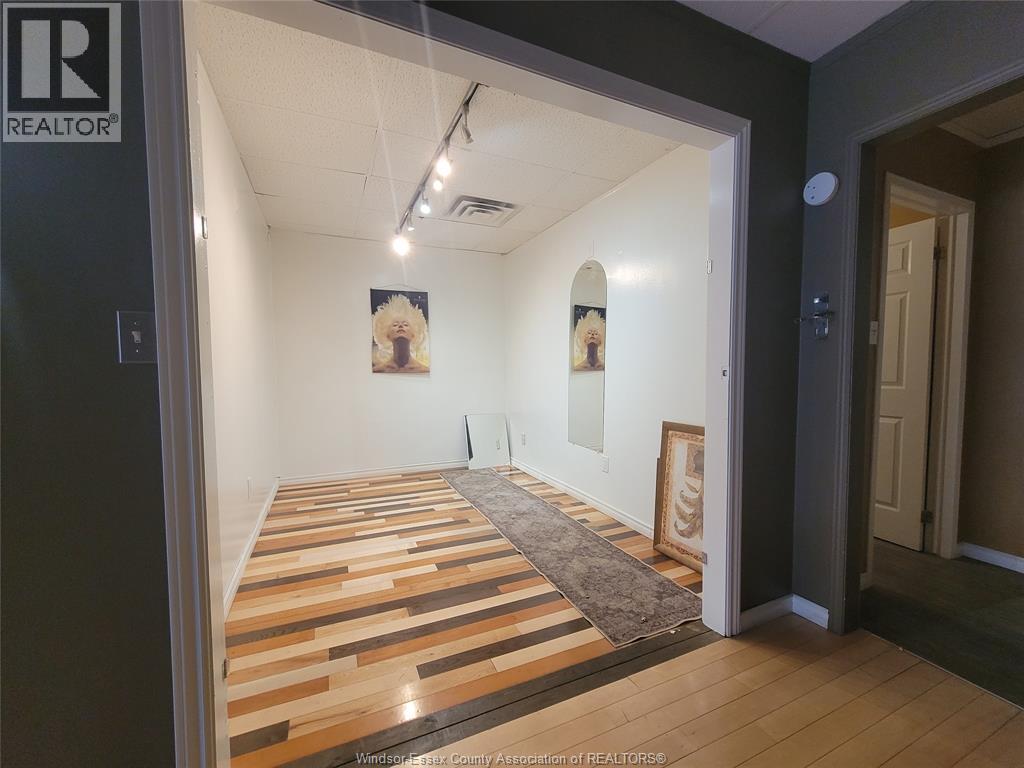 4776 Wyandotte Street East, Windsor, Ontario  N8Y 1H7 - Photo 28 - 26025342