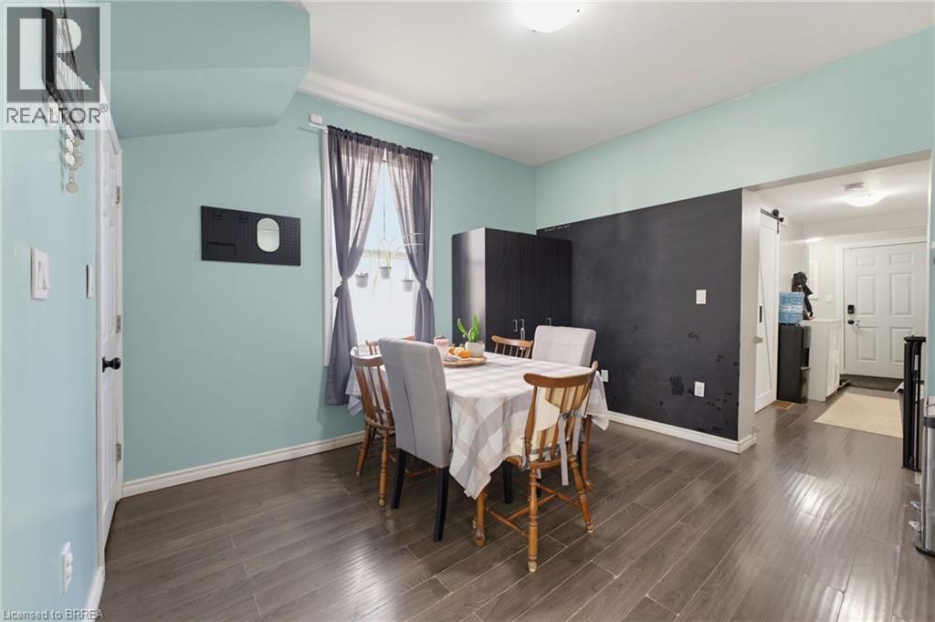 252 Dundas Street, Woodstock, Ontario  N4S 1B1 - Photo 9 - 40871558