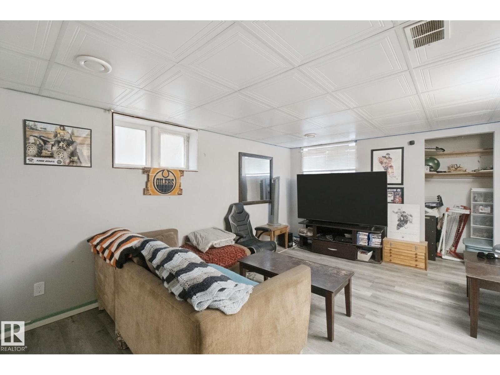 13019 66 ST NW