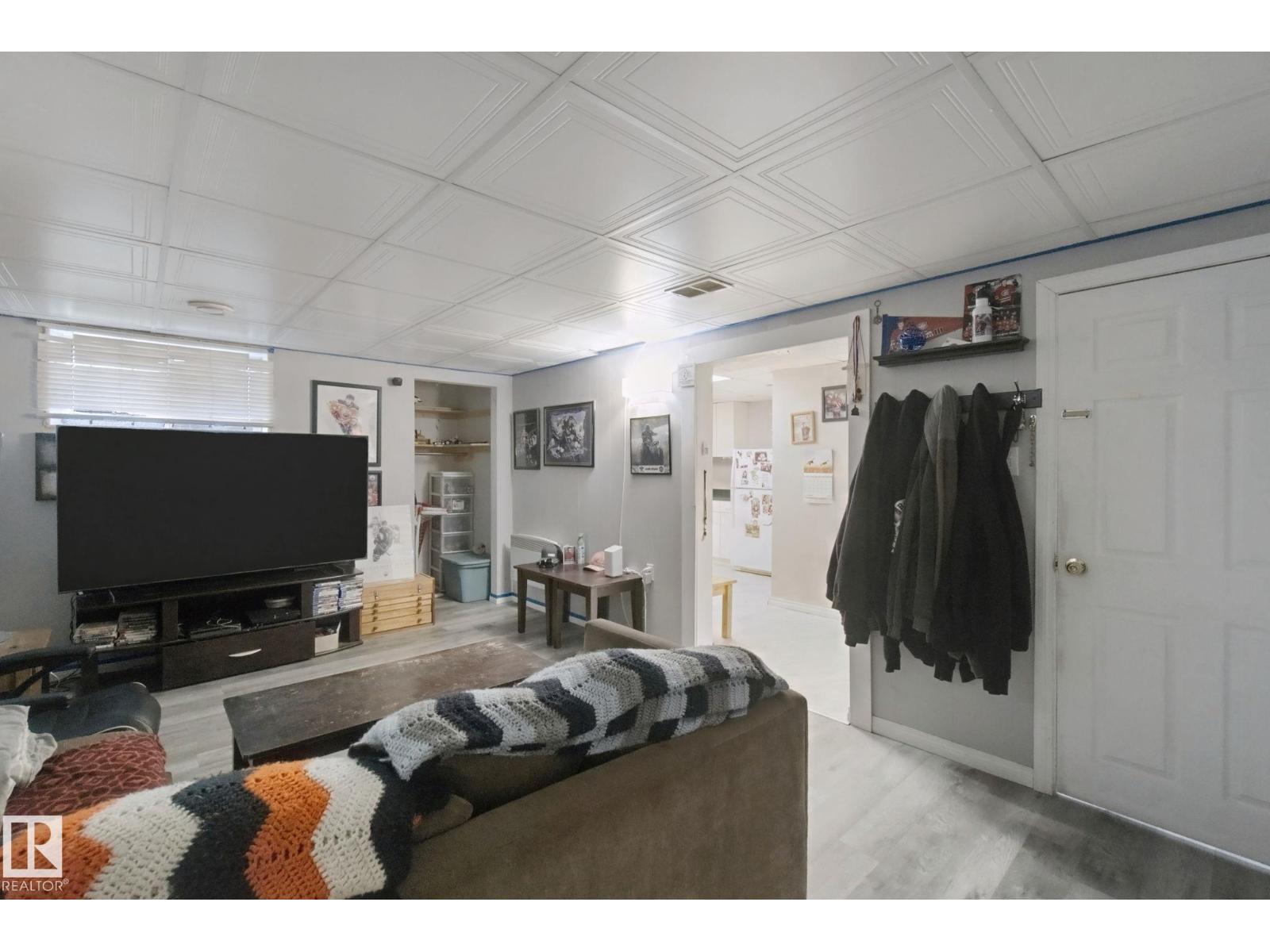 13019 66 ST NW