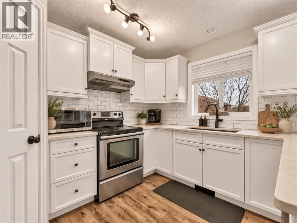 23 Somerset Place Se, Medicine Hat, Alberta  T1B 0G9 - Photo 11 - A2350979