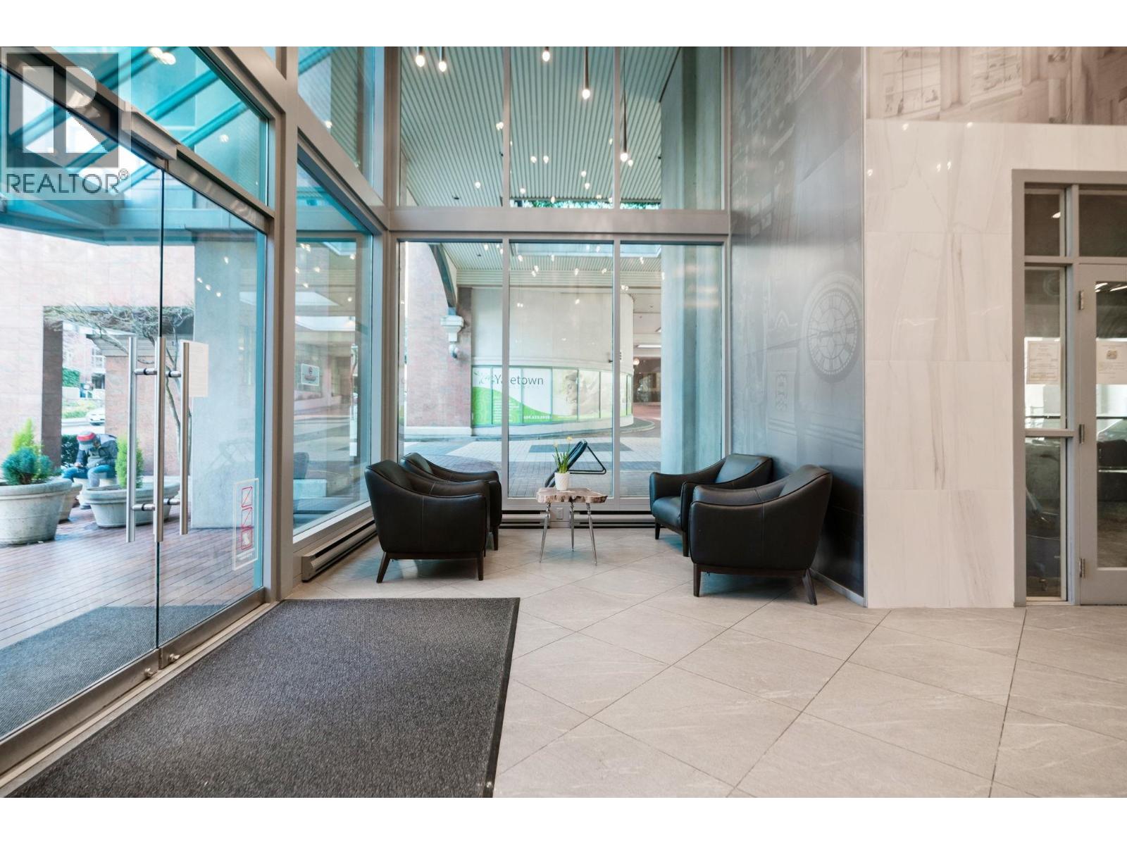 805 888 Hamilton Street, Vancouver, British Columbia  V6B 5W4 - Photo 4 - R3175546