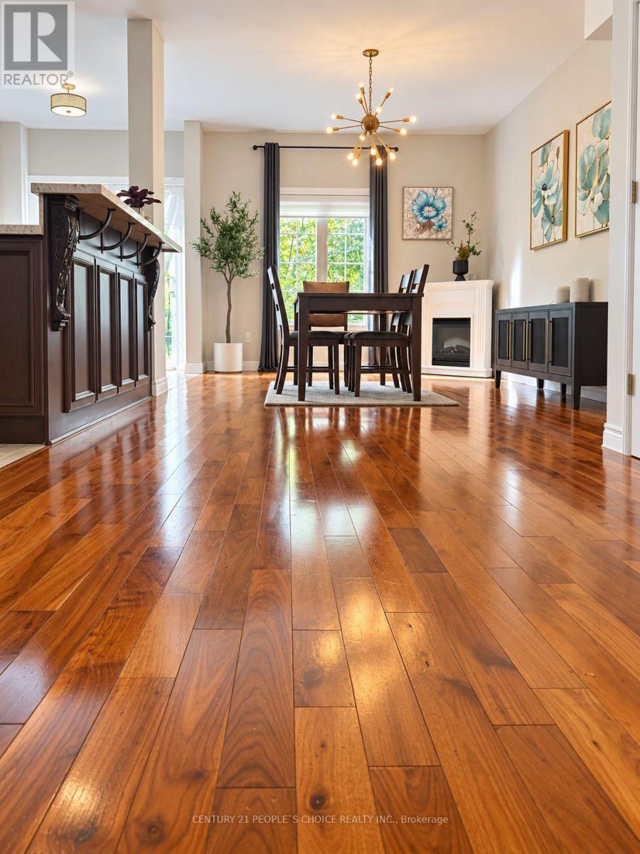 24 - 230 PAISLEY BOULEVARD W