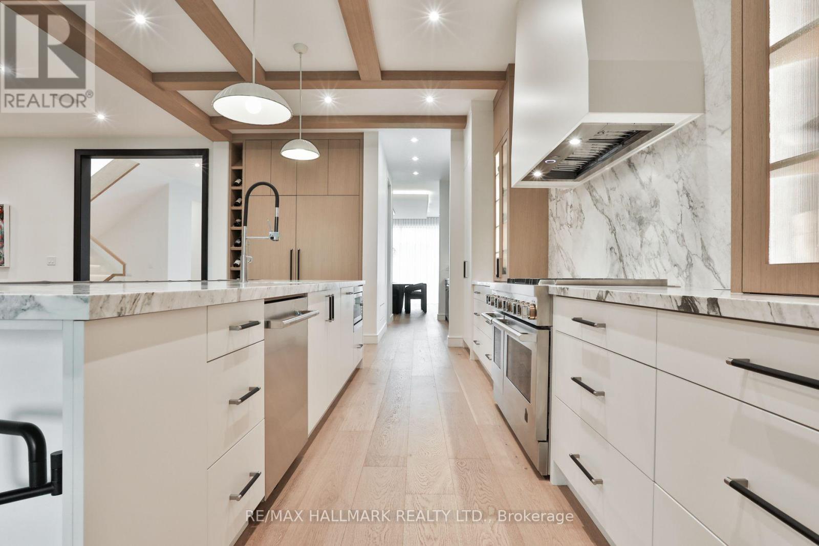 14 Risa Boulevard, Toronto, Ontario  M6B 1S3 - Photo 19 - W14082174