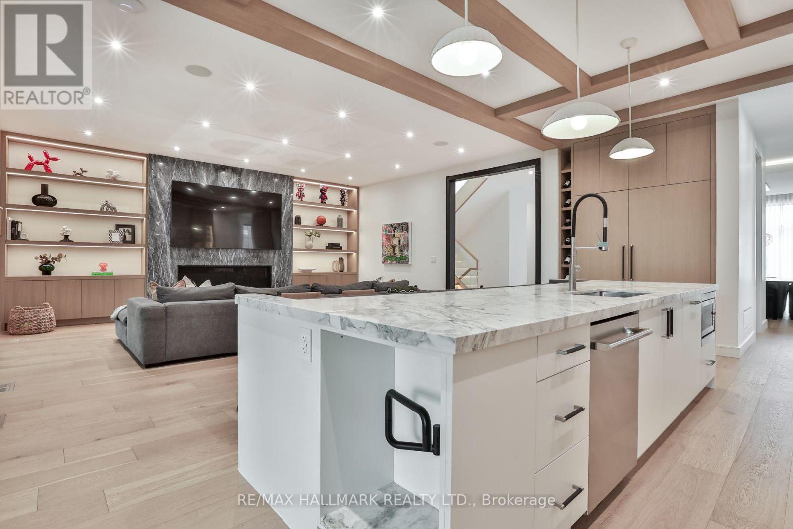 14 Risa Boulevard, Toronto, Ontario  M6B 1S3 - Photo 20 - W14082174