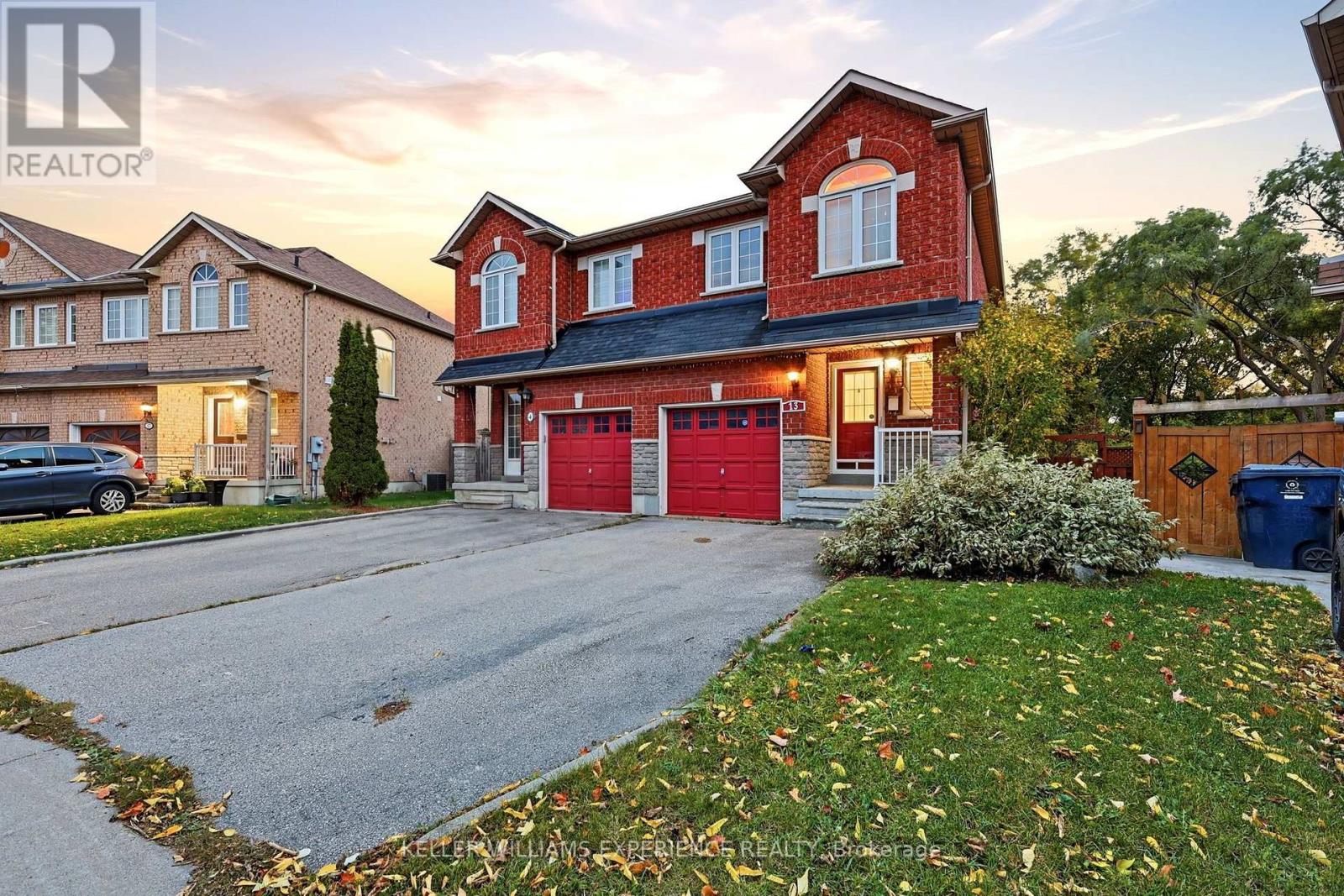 13 Katrina Court, Toronto, Ontario  M6L 3G3 - Photo 4 - W14082264