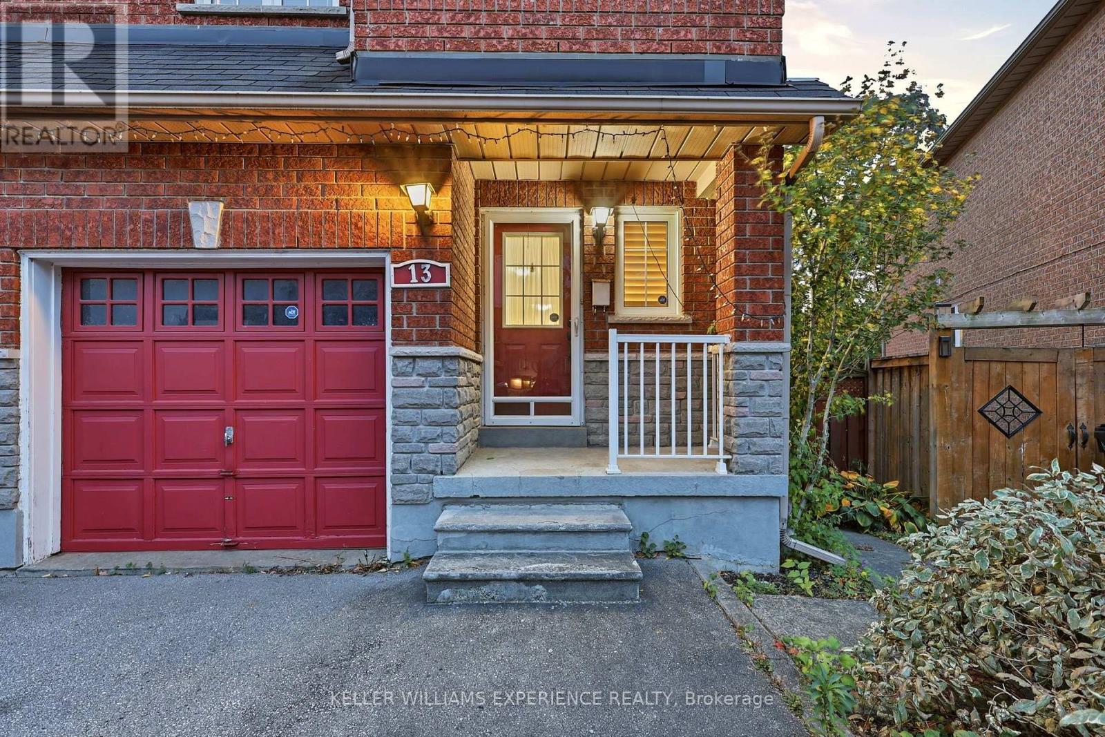 13 Katrina Court, Toronto, Ontario  M6L 3G3 - Photo 5 - W14082264