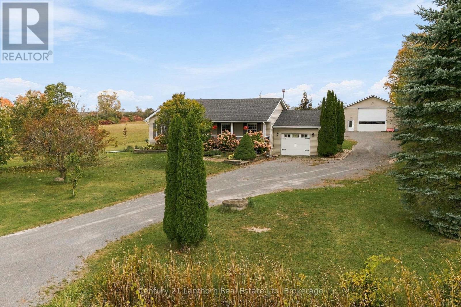 312 Badgley Road, Prince Edward County, Ontario  K0K 1L0 - Photo 2 - X13877628