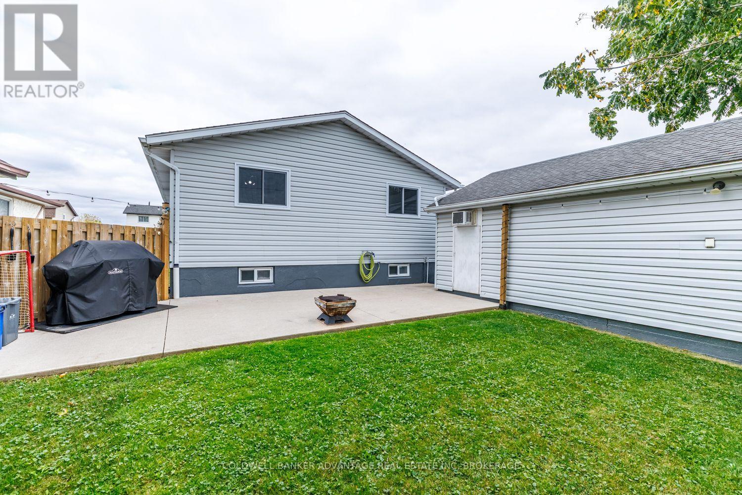 27 Chantal Court, Welland, Ontario  L3B 5V3 - Photo 33 - X14081458