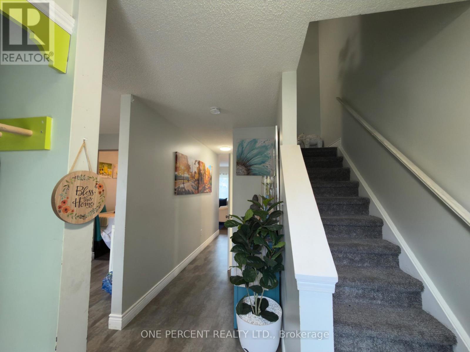 5 - 65 Dorchester Boulevard, St. Catharines, Ontario  L2M 7S9 - Photo 4 - X14082182