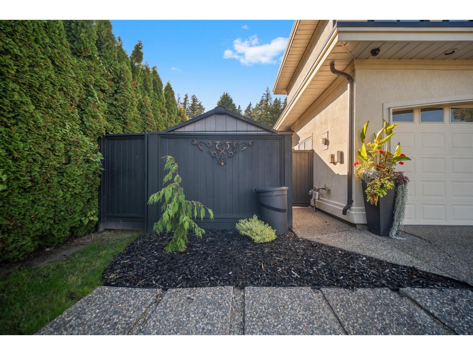 14827 24 Avenue, Surrey, British Columbia V4P 1N5 - Photo 5 - R3173585