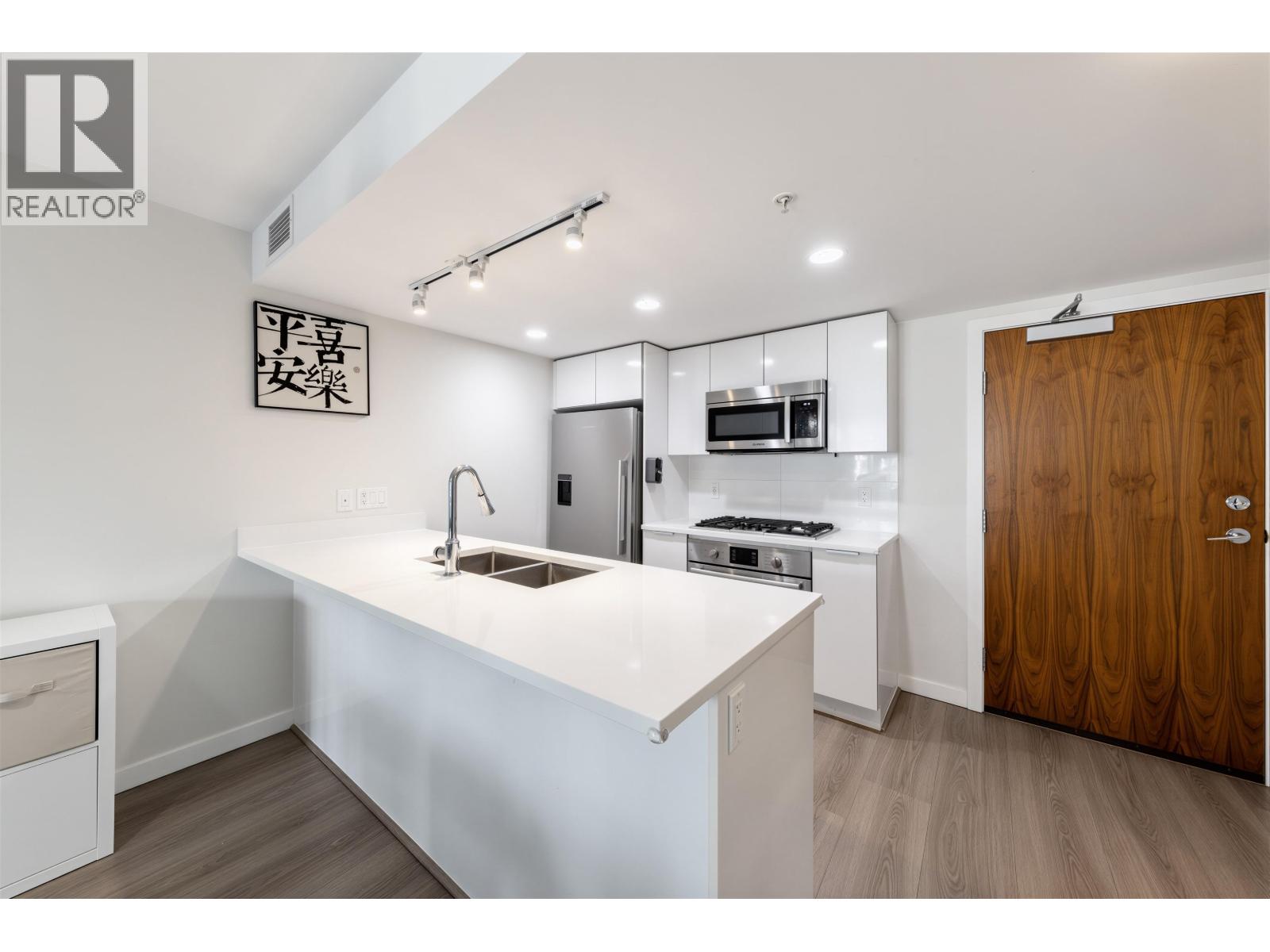 704 3328 CARSCALLEN ROAD