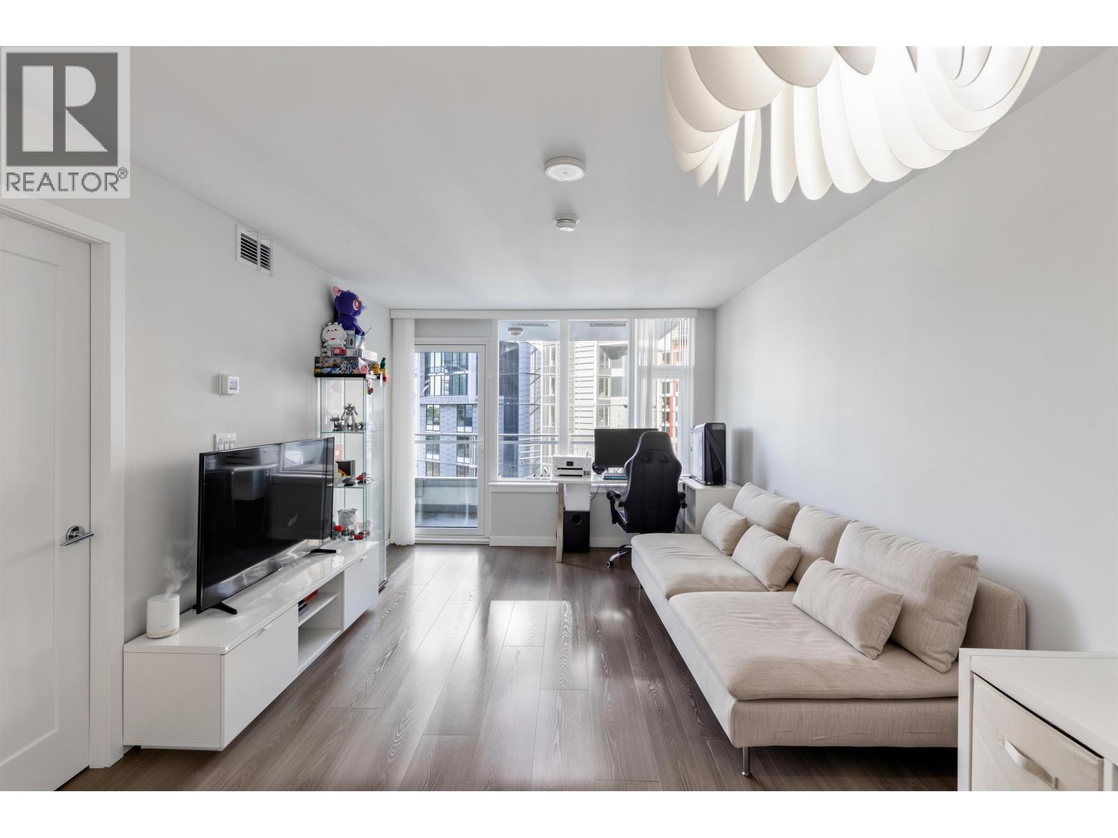 704 3328 CARSCALLEN ROAD