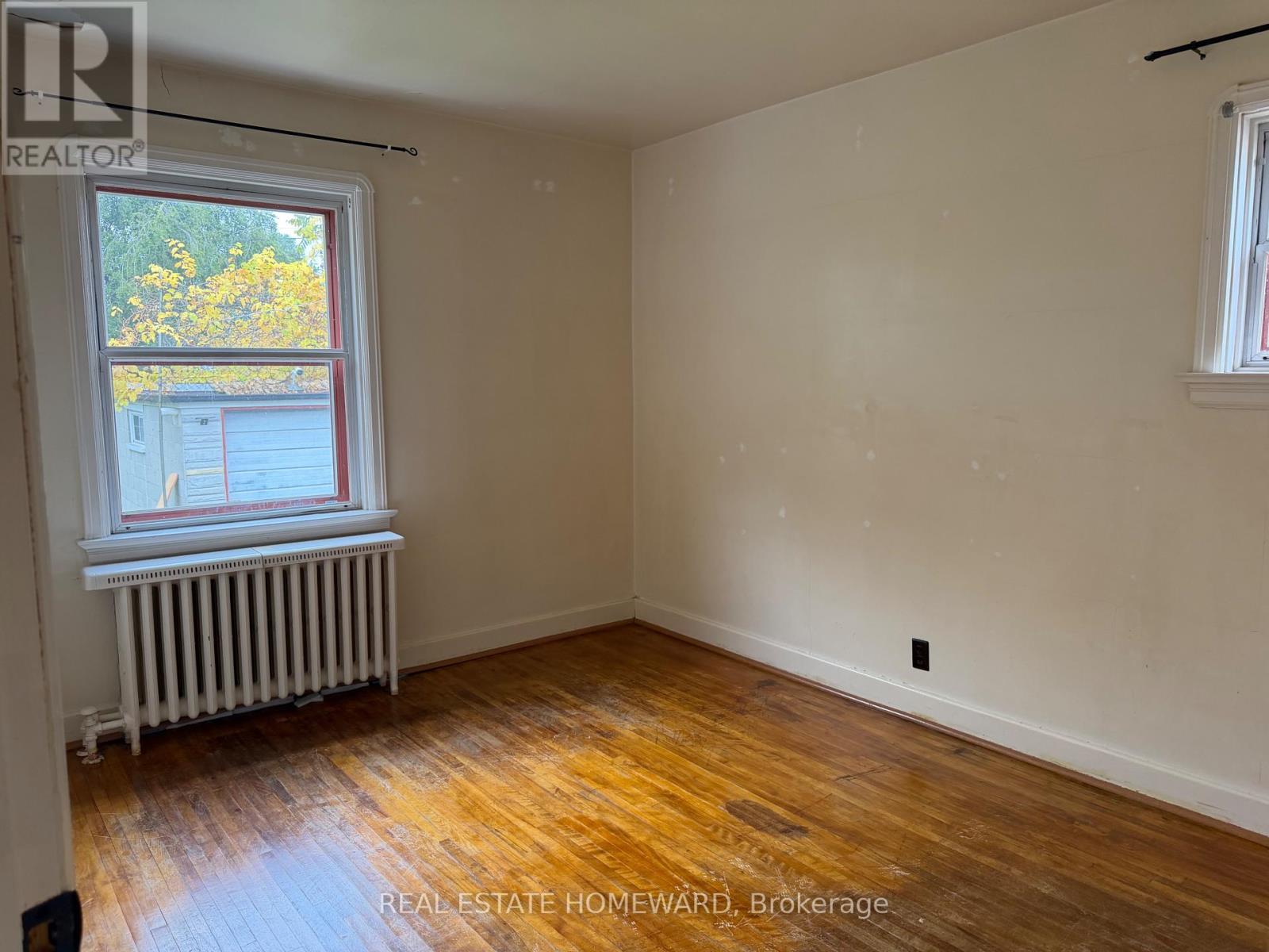 Main - 124 Glencrest Boulevard, Toronto, Ontario  M4B 1L8 - Photo 11 - E13655330
