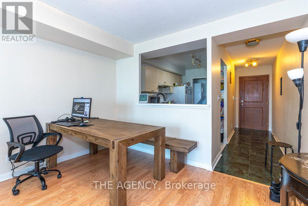 903 - 18 Lee Centre Drive, Toronto, Ontario  M1H 3H5 - Photo 4 - E14028418