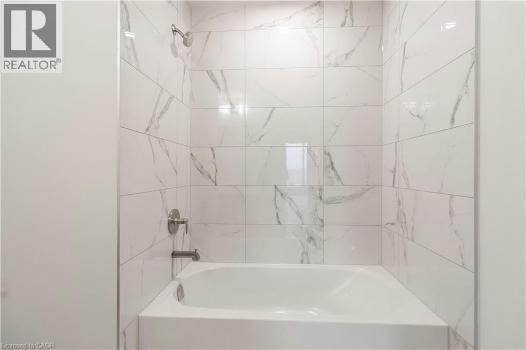 15 Wellington Street S Unit# 103, Kitchener, Ontario  N2G 0E4 - Photo 39 - 40866410