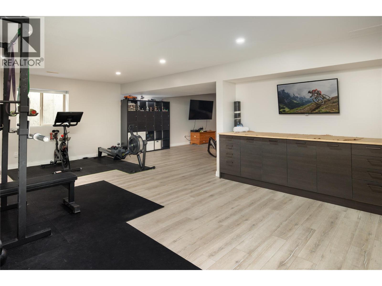 319 Mccarren Avenue, Kelowna, British Columbia  V1W 5A6 - Photo 34 - 10403069