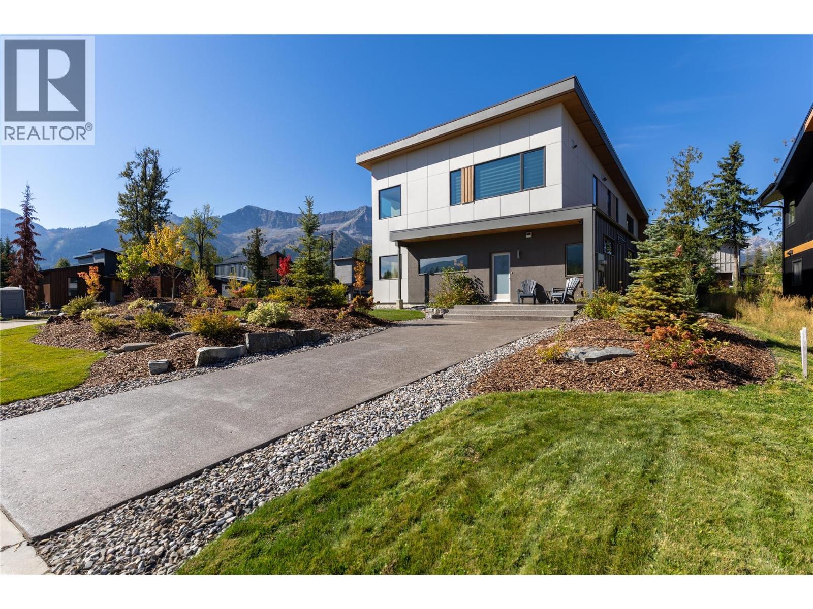 1 Huckleberry Place, Fernie, British Columbia  V0B 1M1 - Photo 11 - 10403243