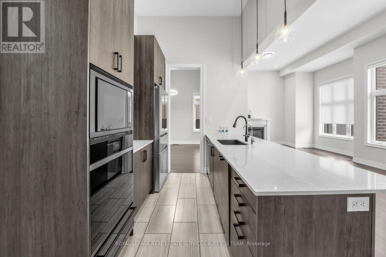 1192 Stag Hollow, Oakville, Ontario  L6M 5M4 - Photo 7 - W14027424