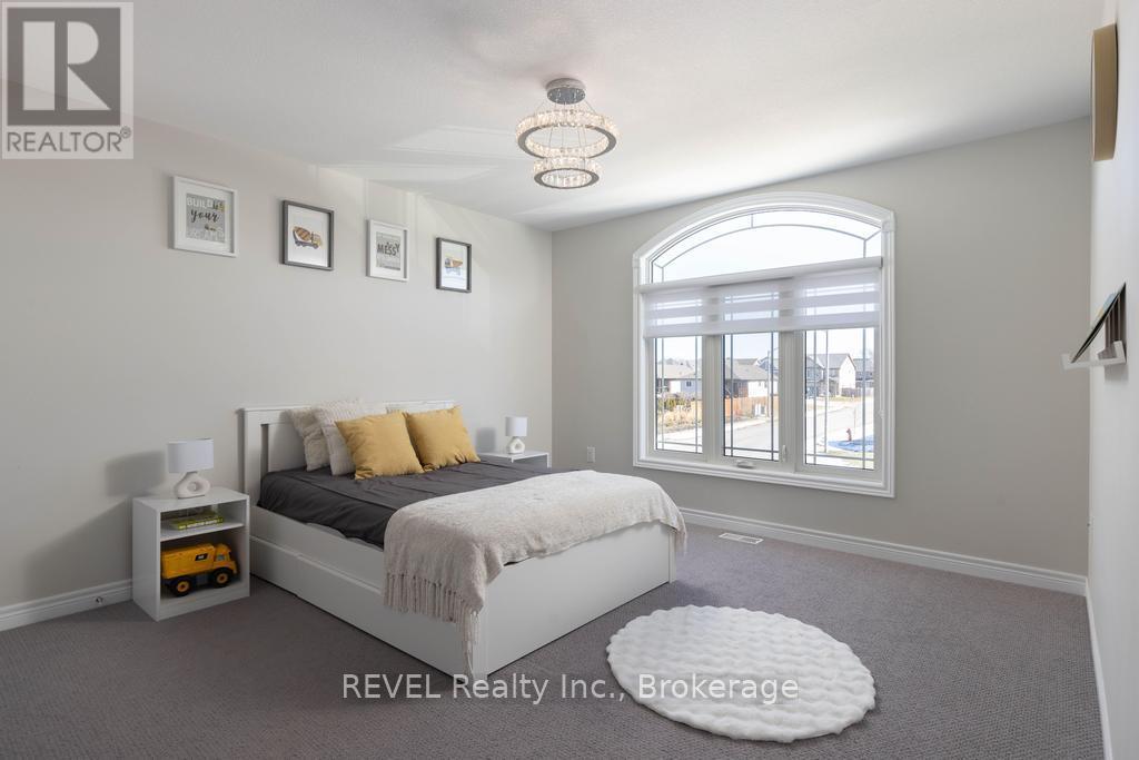 7819 Pender Street, Niagara Falls, Ontario  L2G 0H3 - Photo 25 - X13611454