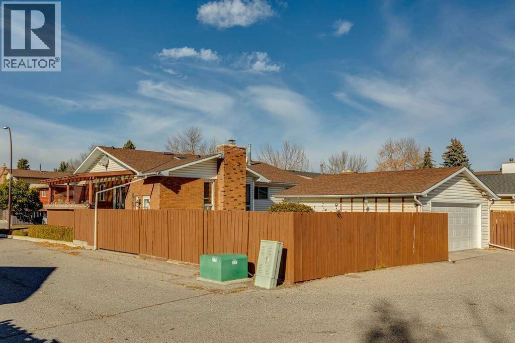 4316 53 Street NE, Calgary, Alberta  T1Y 4B3 - Photo 37 - A2350972