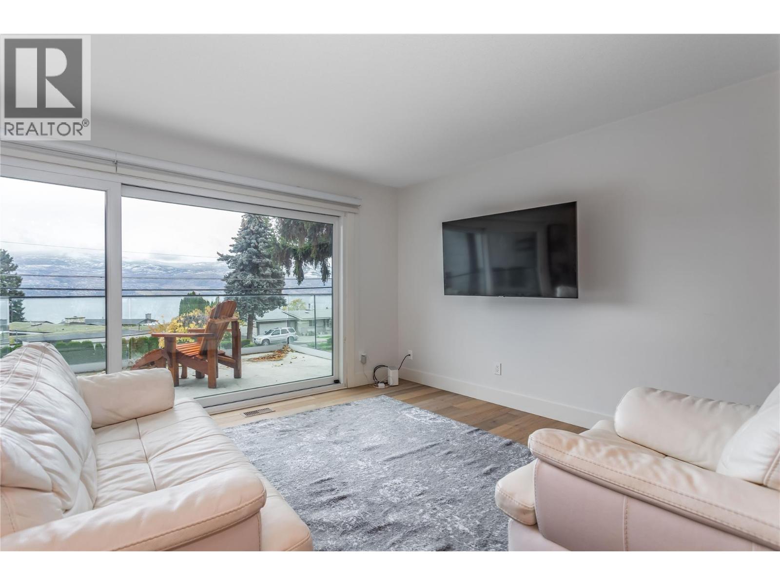 3038 Ourtoland Road, West Kelowna, British Columbia  V1Z 2H8 - Photo 11 - 10402812