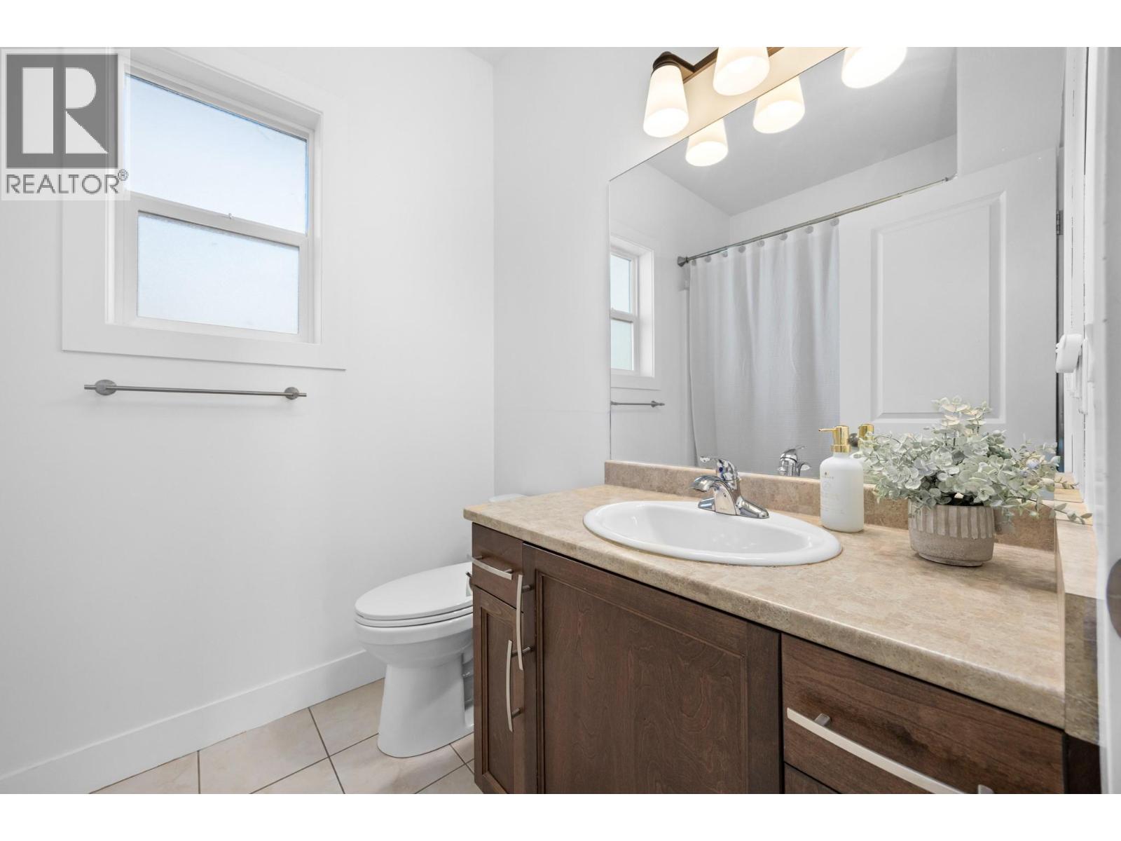 9733 Santina Road, Lake Country, British Columbia  V4V 2R9 - Photo 25 - 10403697