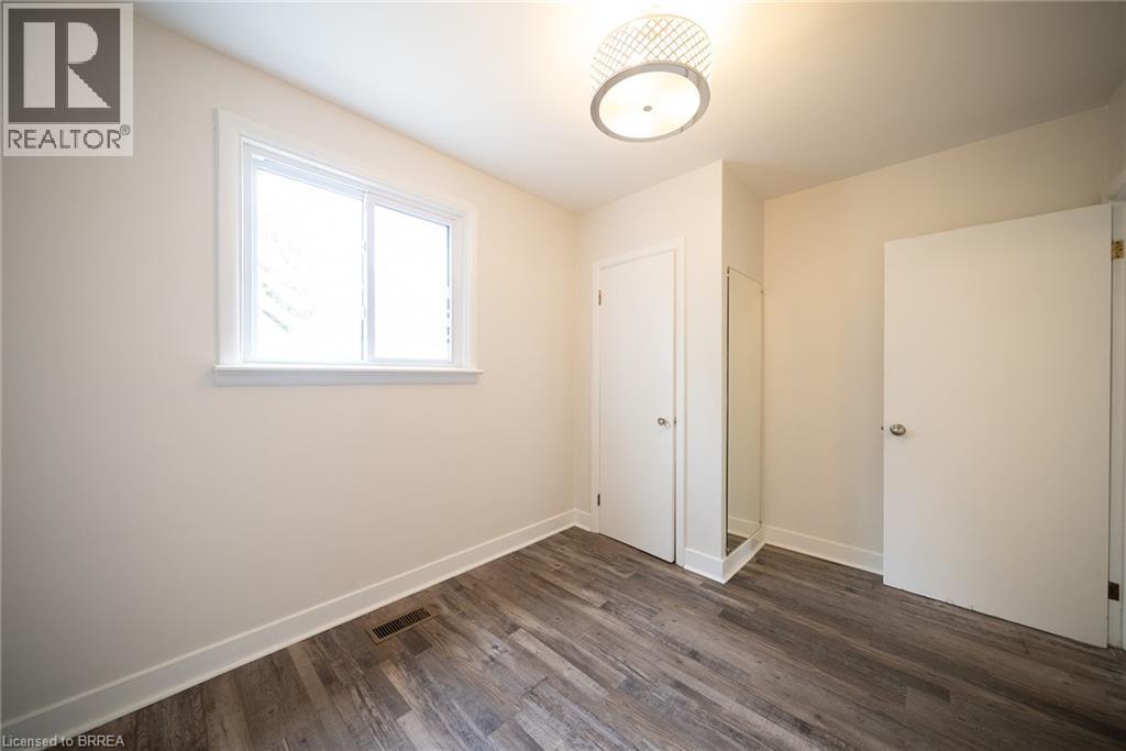 364 Wellington Street, Brantford, Ontario  N3S 4A6 - Photo 12 - 40871191