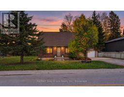 22 CRUICKSHANK STREET, georgian bluffs, Ontario