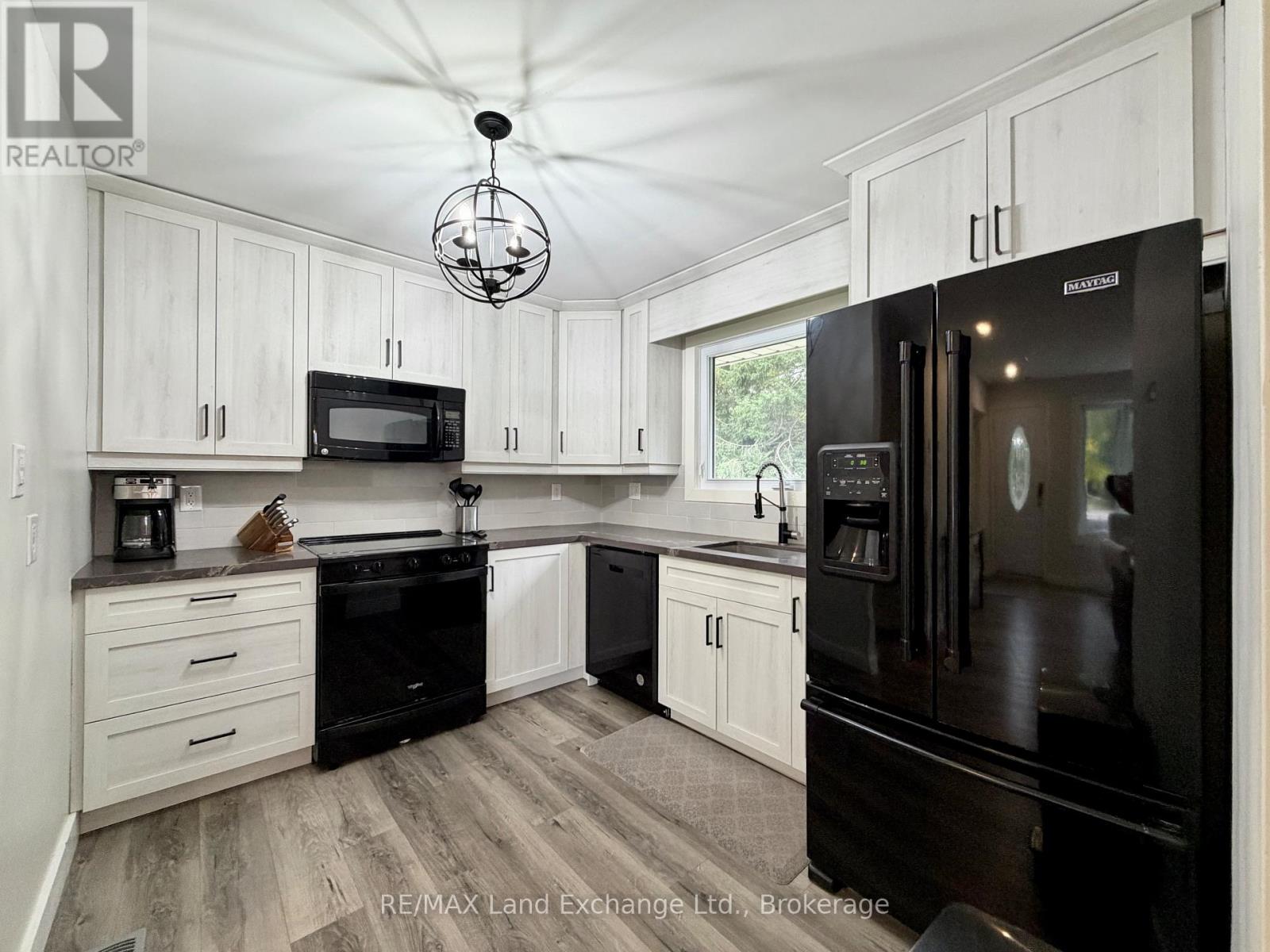 622 River Street, Saugeen Shores, Ontario  N0H 2C3 - Photo 6 - X14082668