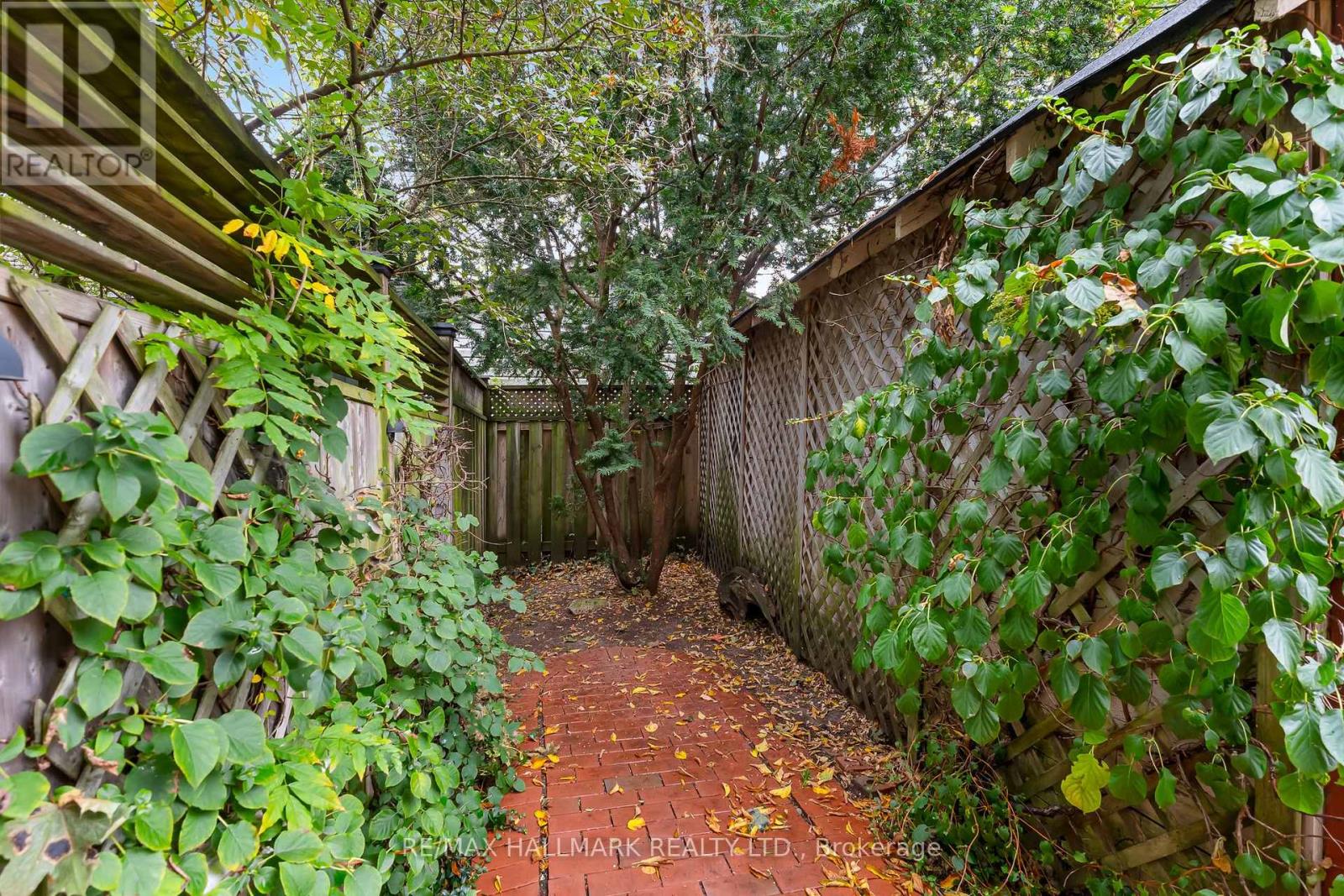 25 Northview Avenue, Toronto, Ontario  M1N 1V9 - Photo 35 - E14082370