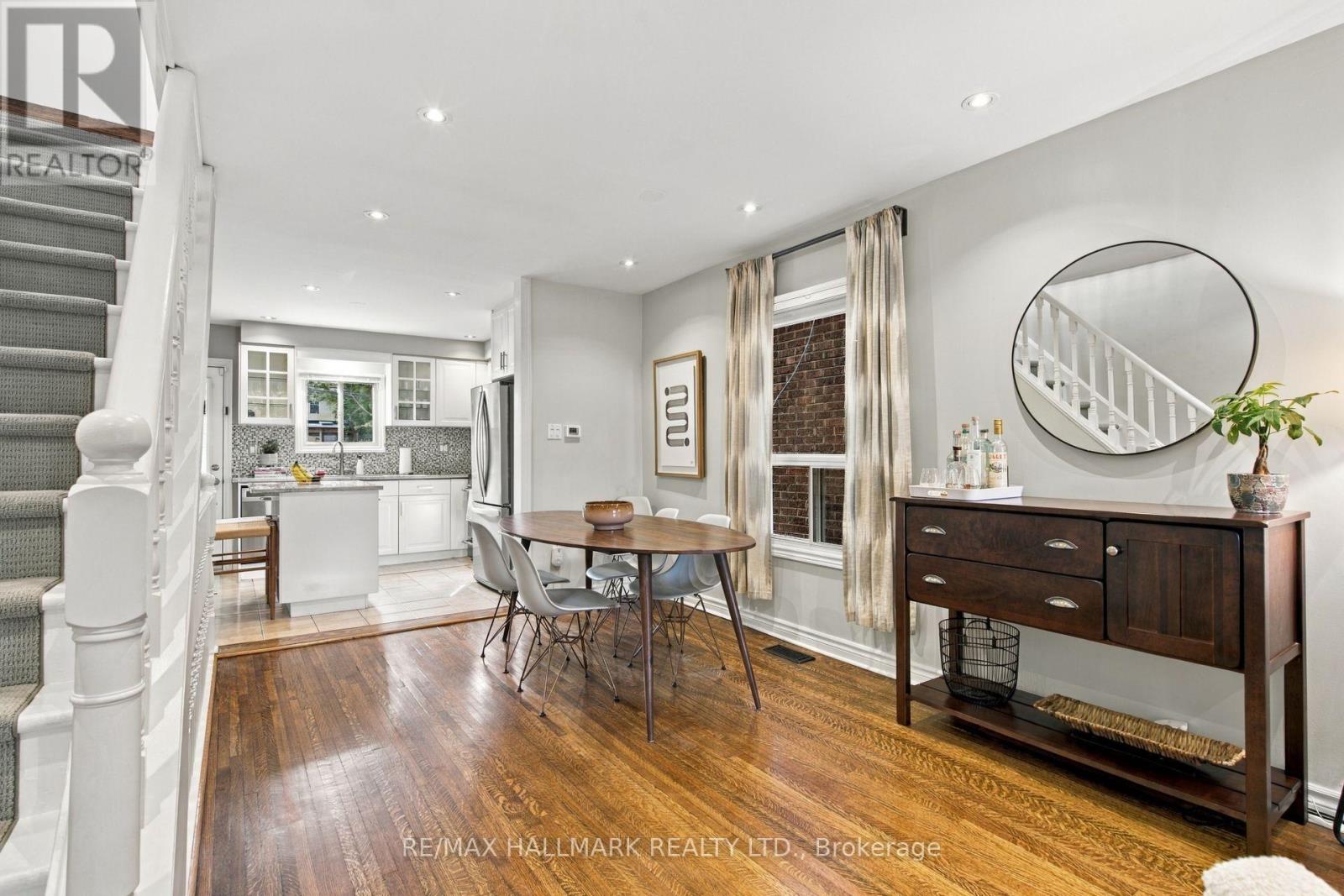 610 Coxwell Avenue, Toronto, Ontario  M4C 3B6 - Photo 12 - E14082494