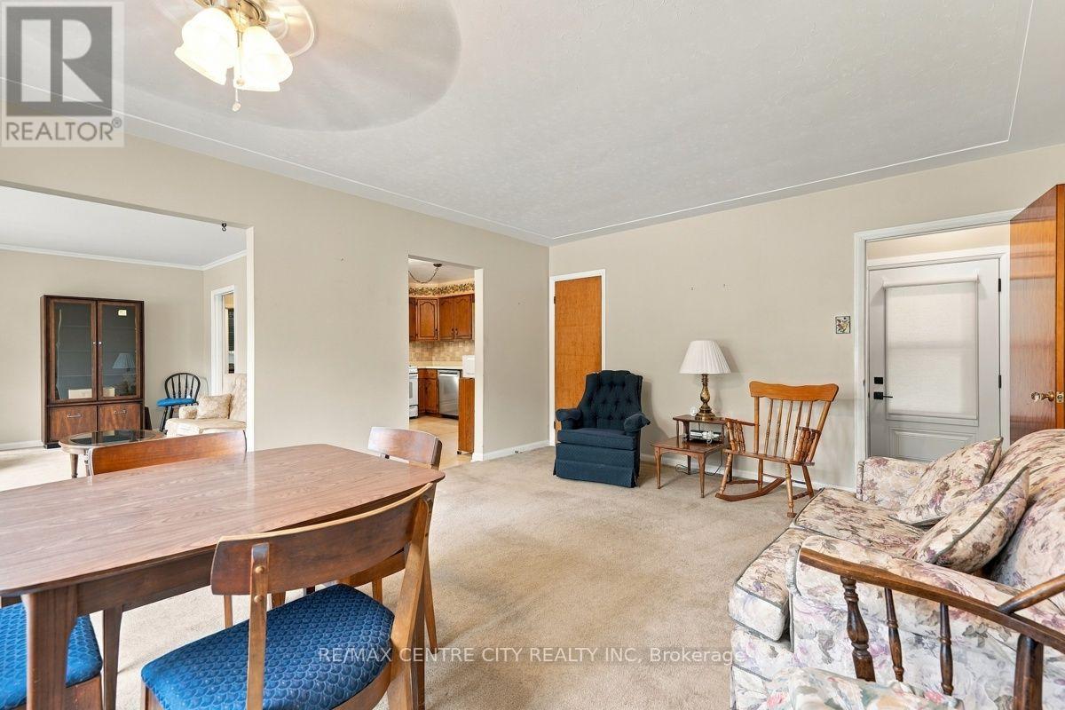 984 Fanshawe Park Road E, London North, Ontario  N5X 0K9 - Photo 12 - X14082550