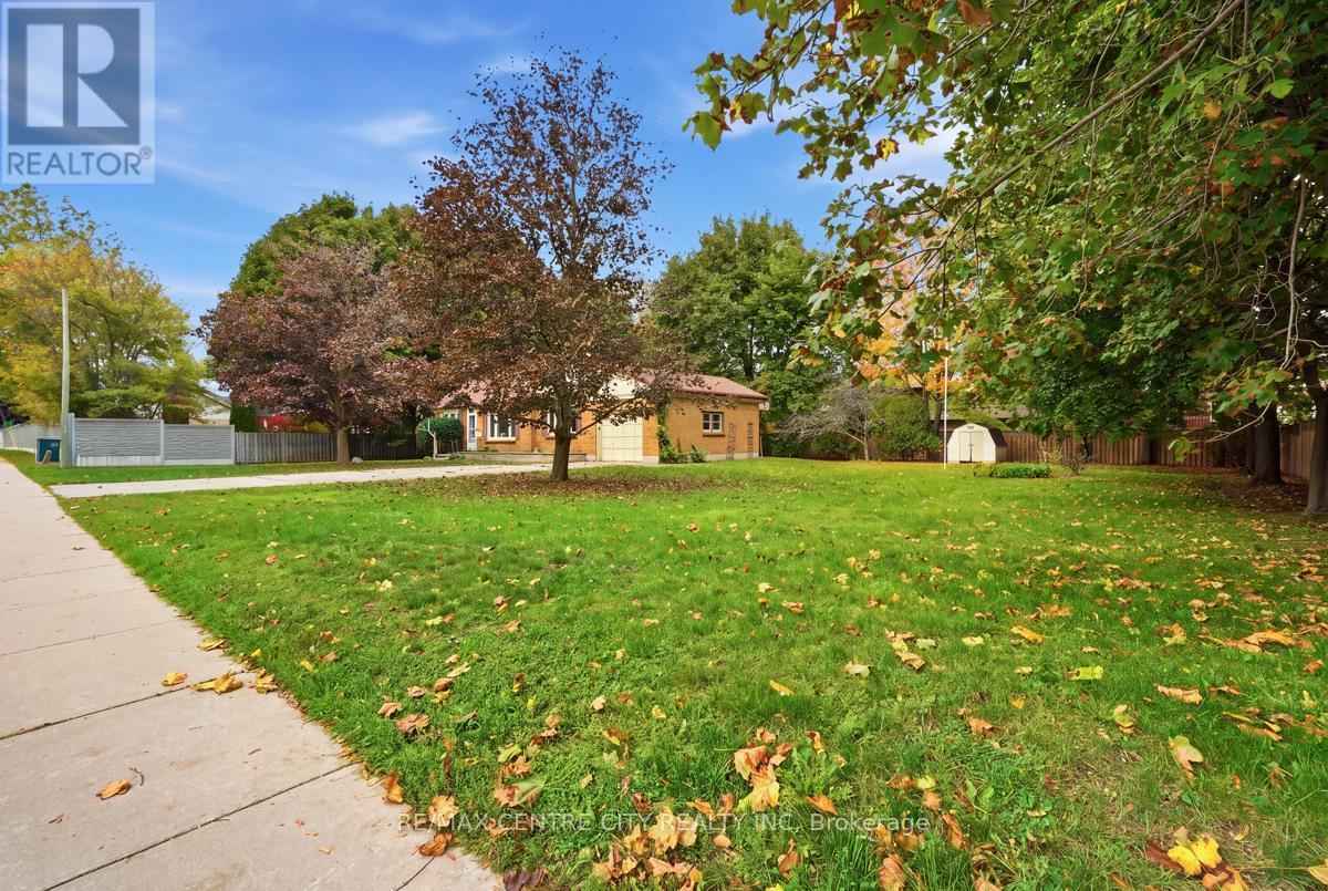 984 Fanshawe Park Road E, London North, Ontario  N5X 0K9 - Photo 2 - X14082550