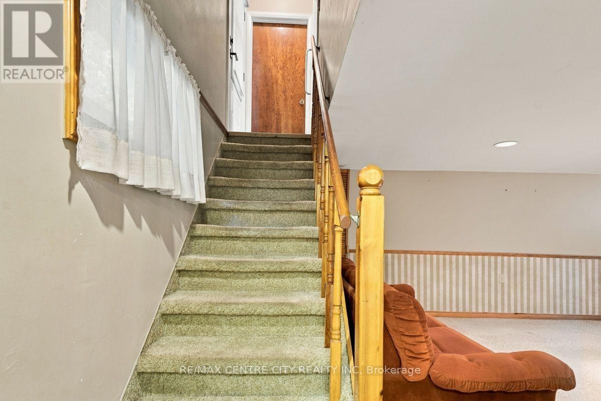 984 Fanshawe Park Road E, London North, Ontario  N5X 0K9 - Photo 25 - X14082550