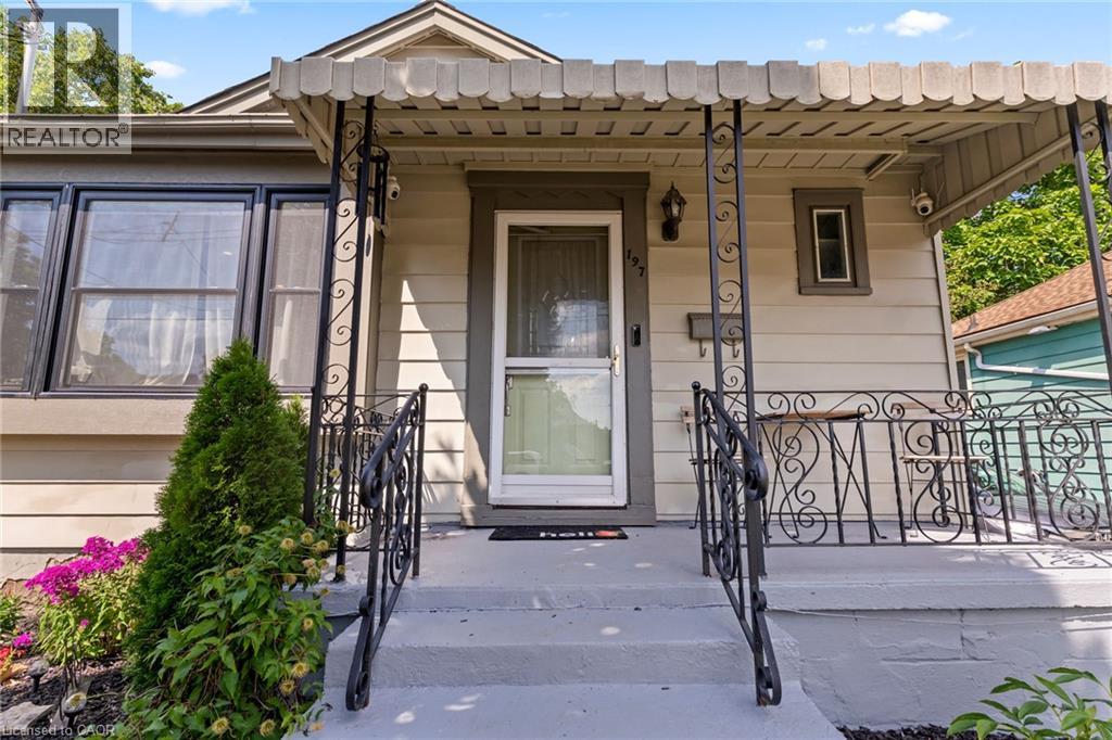 197 CROCKETT Street Hamilton Ontario Canada L8V1H3 5