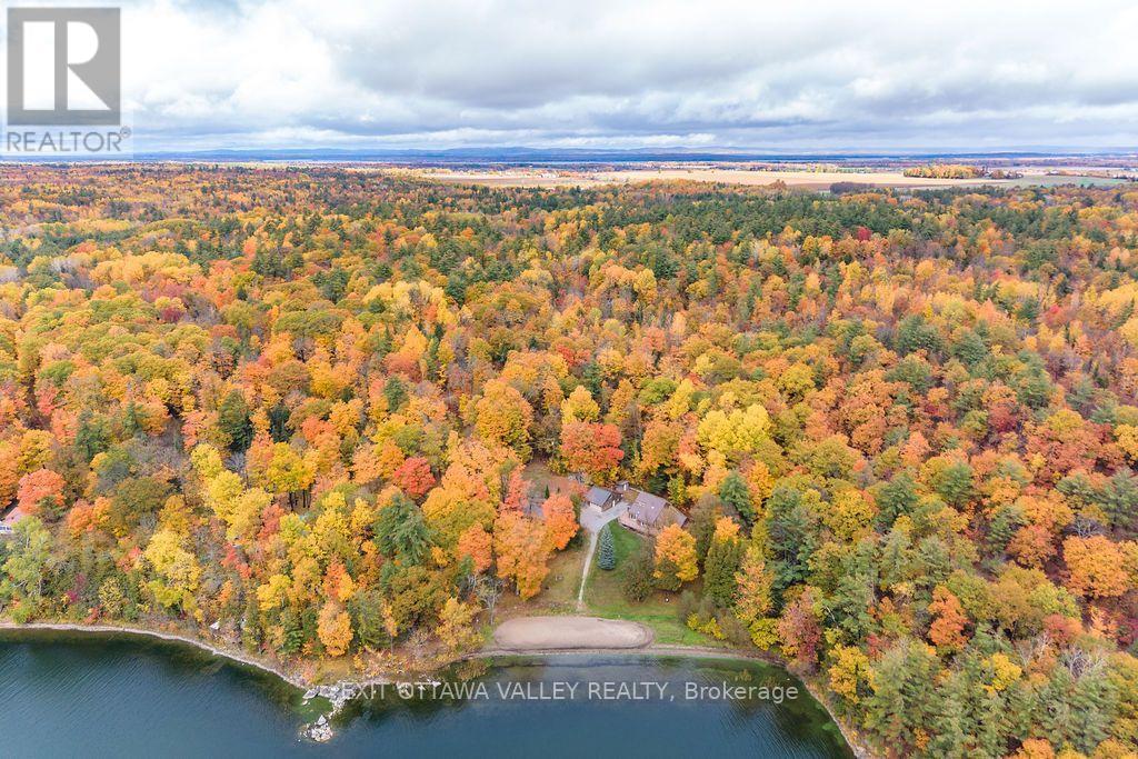585b Two Mile Trail, Whitewater Region, Ontario  K8A 6W3 - Photo 46 - X14082350