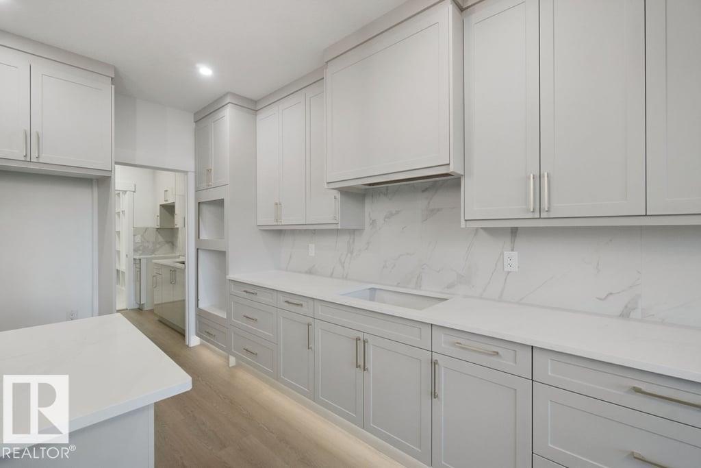 704 Elderberry CL NW NW