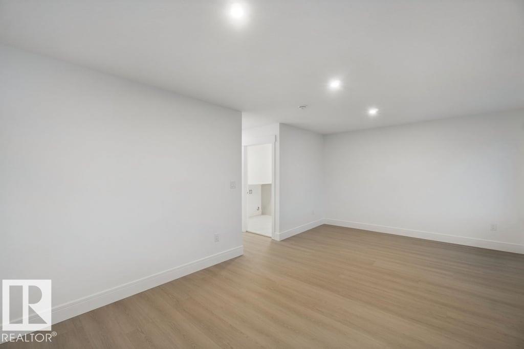 704 Elderberry CL NW NW