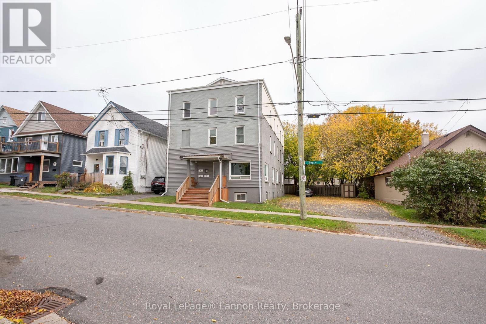 350 Bay Street, Thunder Bay (Court / Cumberland), Ontario  P7B 1S3 - Photo 2 - X14082380