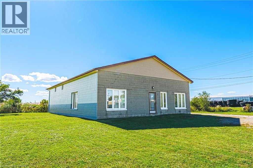 360 Hwy 20, Glanbrook, Ontario  L0R 1P0 - Photo 5 - 40869567