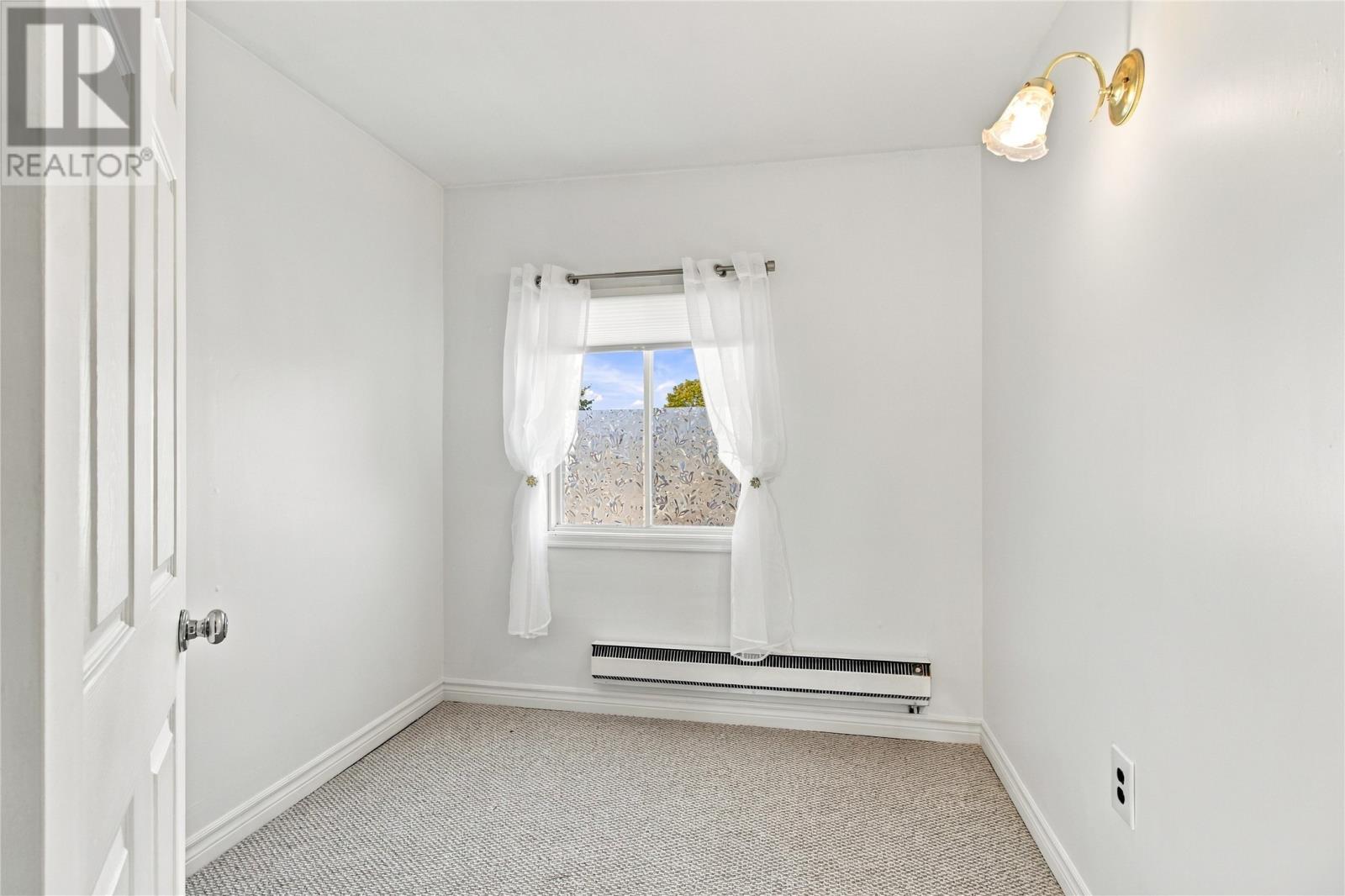 16 Cavell Avenue, St. John's — photo 25
