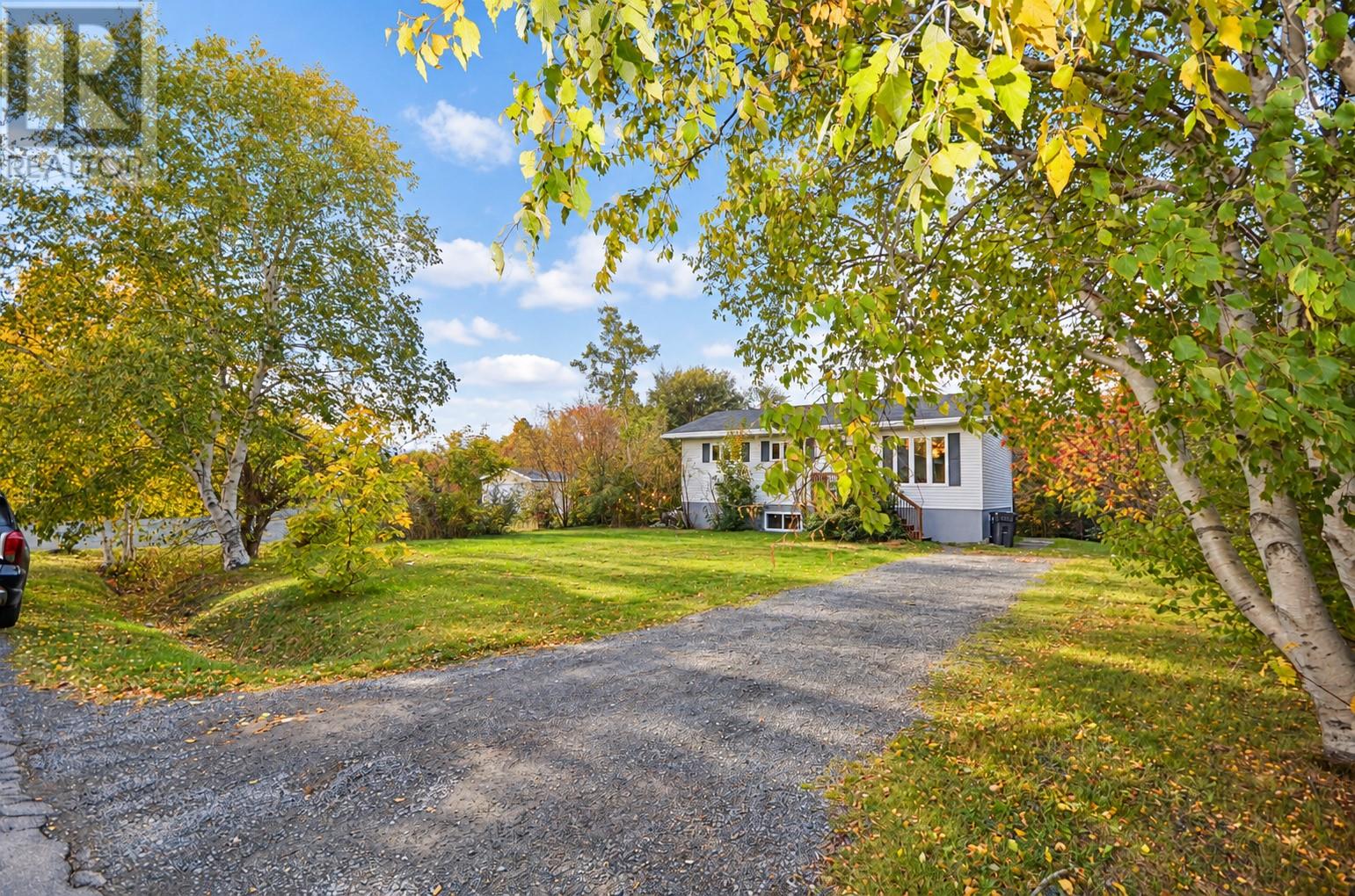 39 Kelliview Crescent, Conception Bay South — photo 2