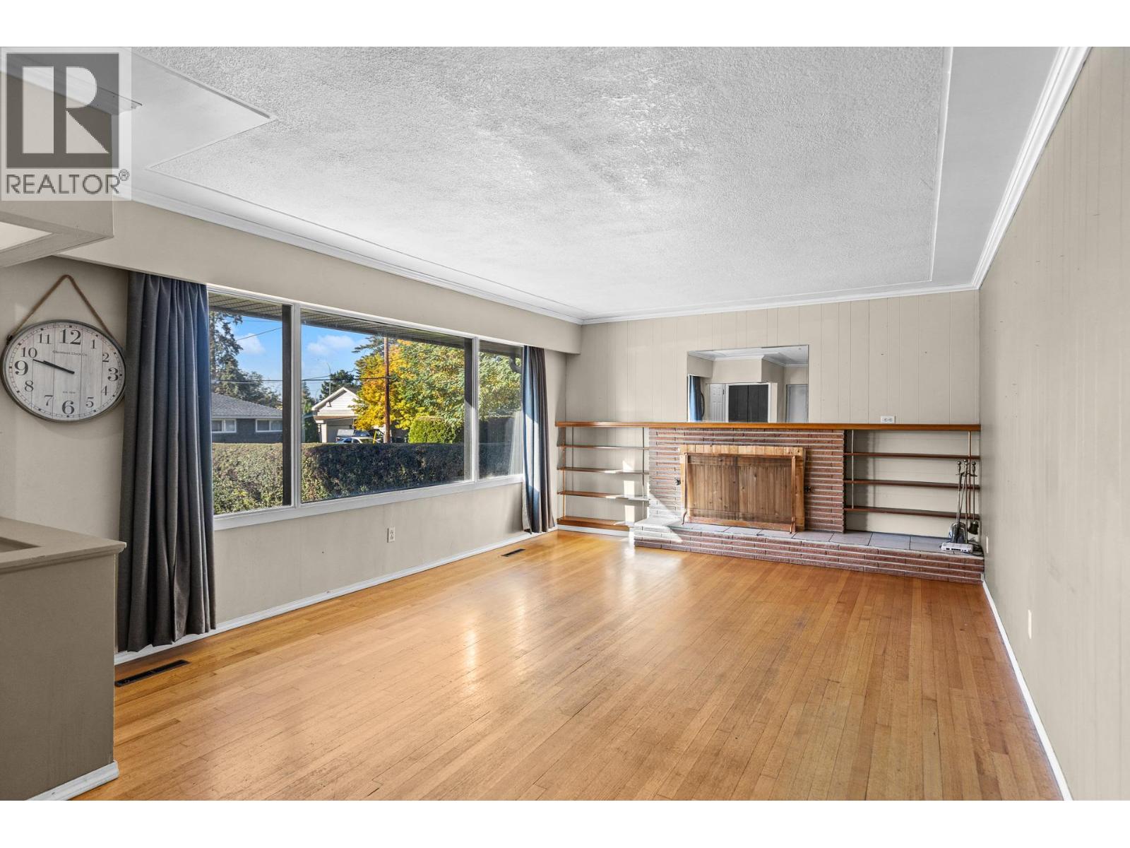 1210 Centennial Crescent, Kelowna, British Columbia  V1Y 6K2 - Photo 9 - 10403469