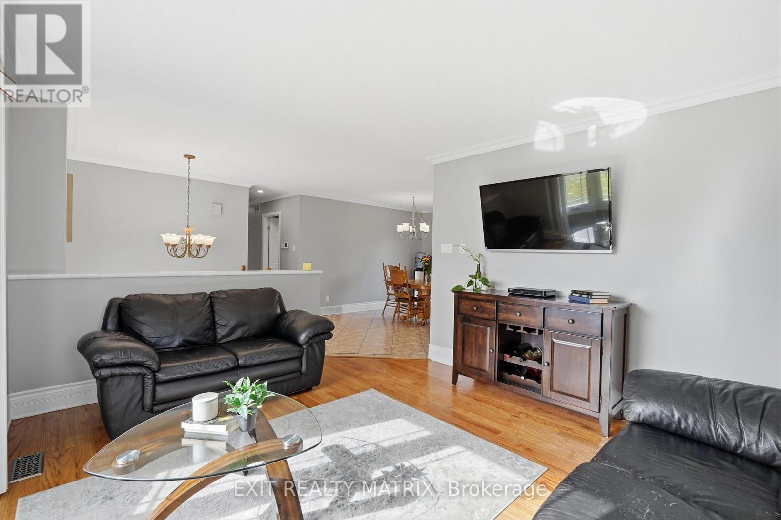 2 Maheu Street, Russell, Ontario  K0A 1W0 - Photo 9 - X14082448