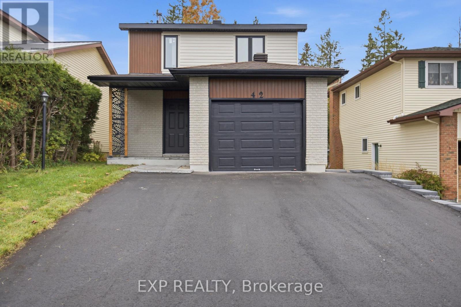 42 Antler Avenue, Ottawa, Ontario  K2J 2H2 - Photo 1 - X14082566