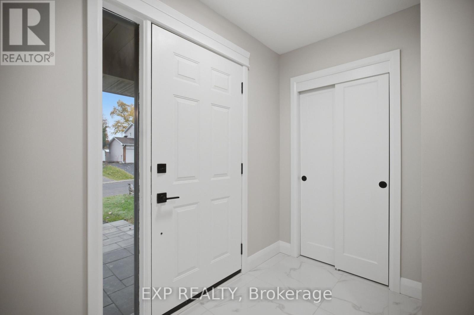 42 Antler Avenue, Ottawa, Ontario  K2J 2H2 - Photo 6 - X14082566